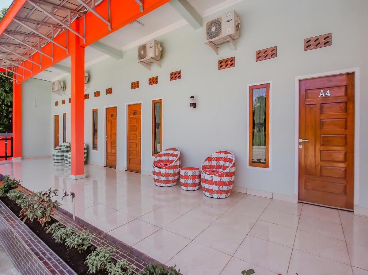 Oyo 90063 Silver Homestay Syariah Perabumulih المظهر الخارجي الصورة